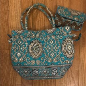 Vera Bradley Turquoise and Beige Tote Set